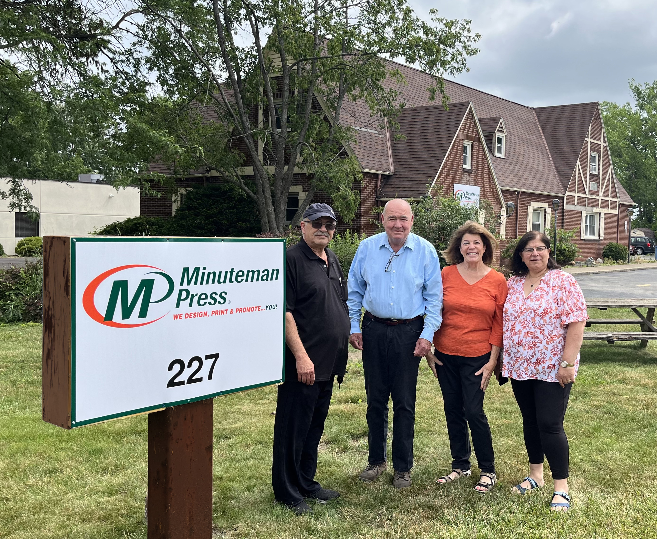 Avon Lake Printing and Signs is now Minuteman Press, Avon Lake, Ohio. Pictured L-R: Jasser Jasser, co-owner, Minuteman Press; Thomas and Mary Jane Brock, former owners, Avon Lake Printing and Signs; and Majdolin Jasser, co-owner, Minuteman Press. https://sellyourprintingbusiness.com